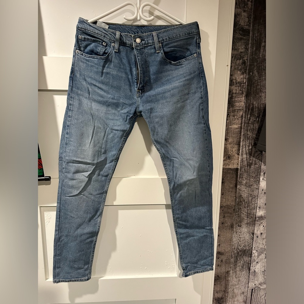 Levi’s Jeans - Picture 3 of 3